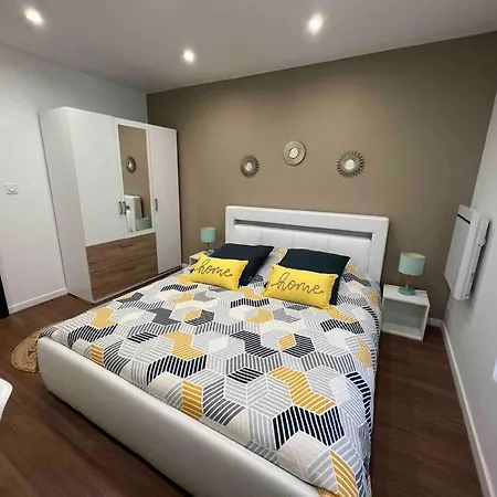 2p Moderne Proche Rer B Apartment
