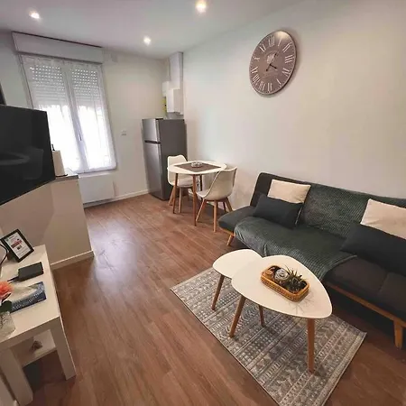Apartment 2p Moderne Proche Rer B