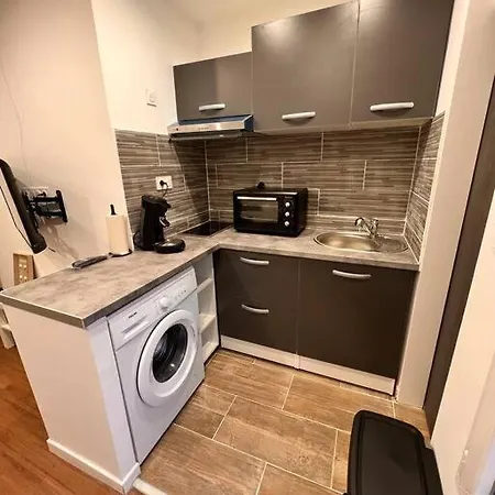 Apartment 2p Moderne Proche Rer B *