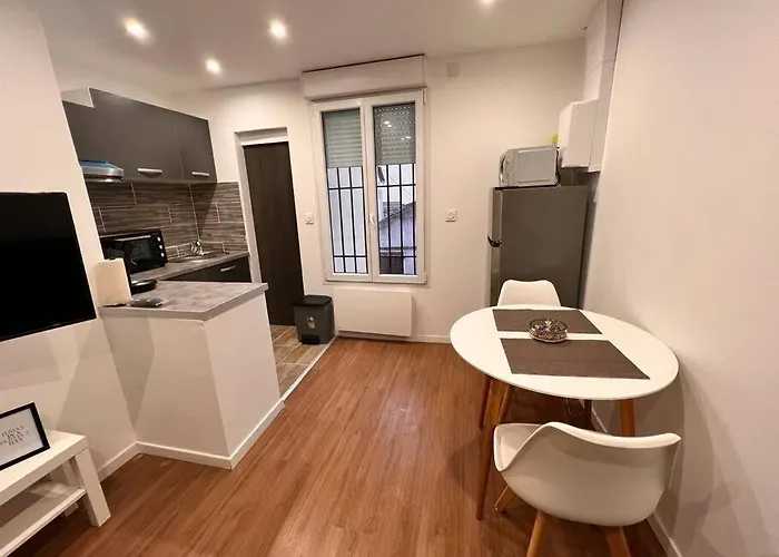 2p Moderne Proche Rer B Apartment